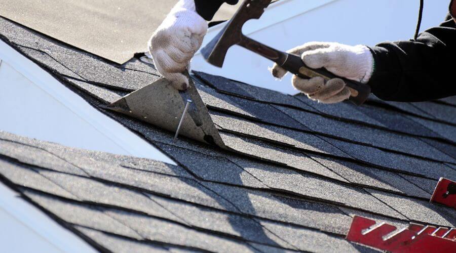 Professional gutter cleaning in Curtis, WA